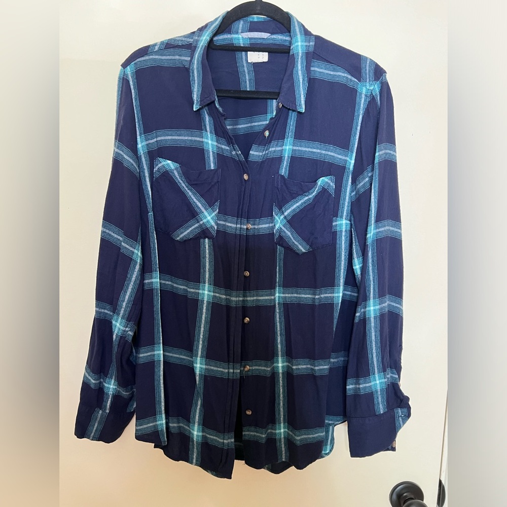 Flannel over shirt. Lightweight